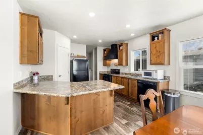 1120 S 25th Street #31, Mount Vernon, WA 98274 - Photo 13