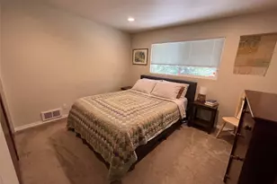13807 Greenwood Ave N, Seattle, WA 98133 - Photo 23