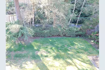 13807 Greenwood Avenue N, Seattle, WA 98133 - Photo 17