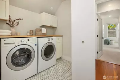 6702 20th Avenue NW, Seattle, WA 98117 - Photo 25