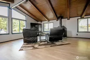 2746 S Silver Lake Rd, Castle Rock, WA 98611 - Photo 5