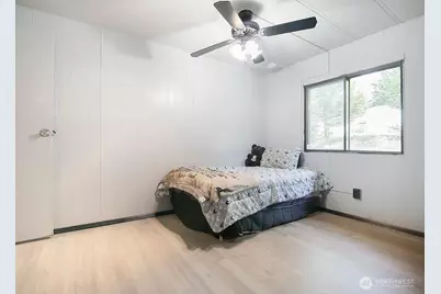 2746 S Silver Lake Road, Castle Rock, WA 98611 - Photo 21