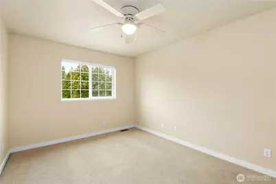 1216 Humphrey Avenue W, Bremerton, WA 98312 - Photo 27