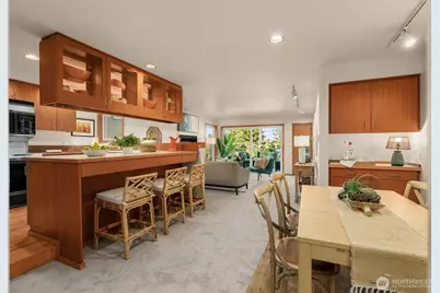 3200 Alki Avenue SW #201, Seattle, WA 98116 - Photo 9