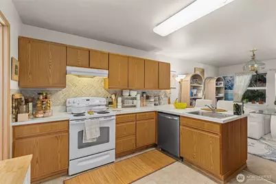 5952 Fauntleroy Way SW, Seattle, WA 98136 - Photo 7