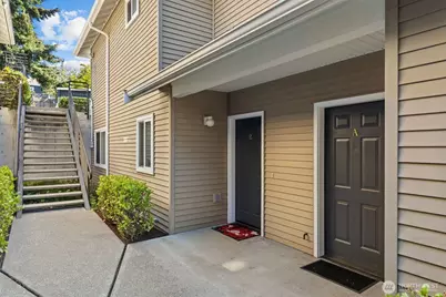 5952 Fauntleroy Way SW, Seattle, WA 98136 - Photo 3