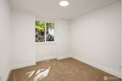 22706 NE 12th Place, Sammamish, WA 98074 - Photo 19