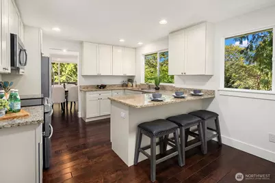 22706 NE 12th Place, Sammamish, WA 98074 - Photo 13