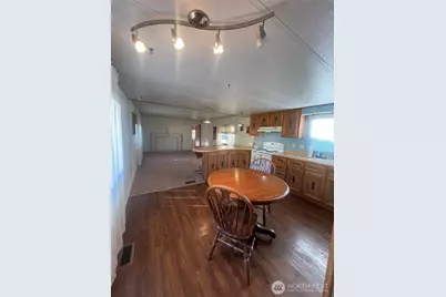 1050 Howard #28, Raymond, WA 98577 - Photo 7