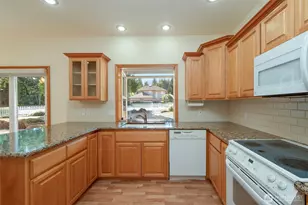 835 Church Ave, Port Angeles, WA 98362 - Photo 9