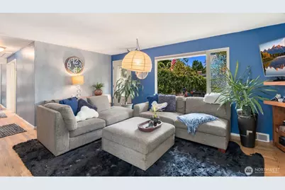 2815 SW 109th Street, Seattle, WA 98146 - Photo 9
