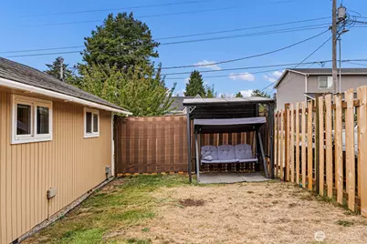 3018 Hollywood Avenue NE, Bremerton, WA 98310 - Photo 19