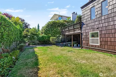 4530 51st Avenue NE, Seattle, WA 98105 - Photo 37