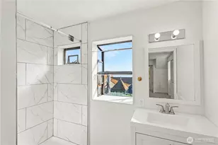 4530 51st Ave NE, Seattle, WA 98105 - Photo 23