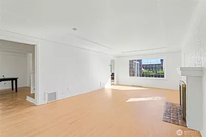 4530 51st Avenue NE, Seattle, WA 98105 - Photo 9
