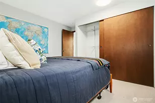 811 NE 57th St, Seattle, WA 98105 - Photo 21