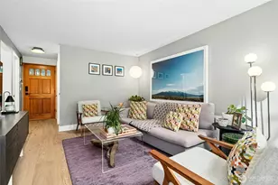 811 NE 57th St, Seattle, WA 98105 - Photo 5