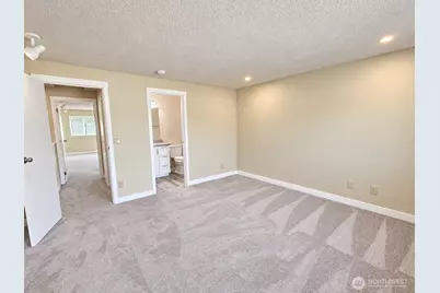 21513 4th Avenue W #C13, Bothell, WA 98021 - Photo 9