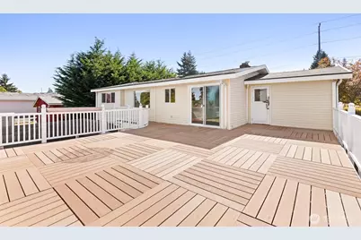 213 W Park Avenue, Port Angeles, WA 98362 - Photo 29