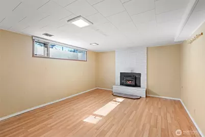 213 W Park Avenue, Port Angeles, WA 98362 - Photo 13