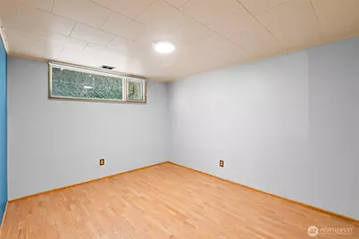 213 W Park Avenue, Port Angeles, WA 98362 - Photo 21