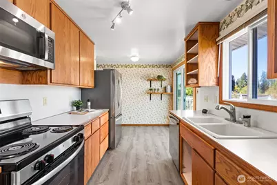 213 W Park Avenue, Port Angeles, WA 98362 - Photo 23