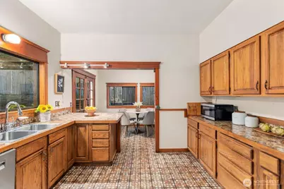 3426 12th Avenue W, Seattle, WA 98119 - Photo 13