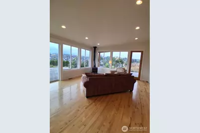 791 N 9th Street, Selah, WA 98942 - Photo 1