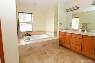 2290 Seaside Dr, Blaine, WA 98230 - Photo 37