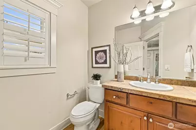 23431 NE 10th Place, Sammamish, WA 98074 - Photo 13