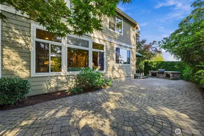 23431 NE 10th Place, Sammamish, WA 98074 - Photo 27