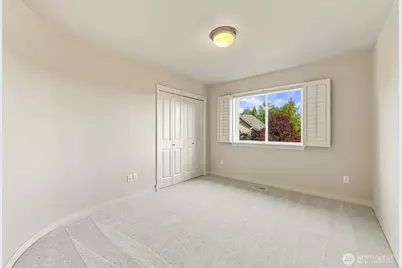 23431 NE 10th Place, Sammamish, WA 98074 - Photo 23