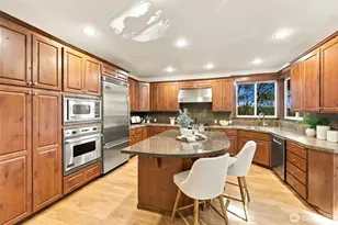23431 NE 10th Pl, Sammamish, WA 98074 - Photo 7