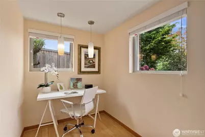 11704 Palatine Avenue N, Seattle, WA 98133 - Photo 35