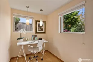 11704 Palatine Ave N, Seattle, WA 98133 - Photo 35