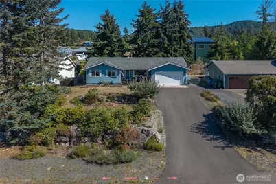 115 Eagle Glen Court, Eatonville, WA 98328 - Photo 3