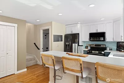 2628 B NW 57th Street, Seattle, WA 98107 - Photo 9