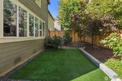 18316 NE 111th Street, Redmond, WA 98052 - Photo 37
