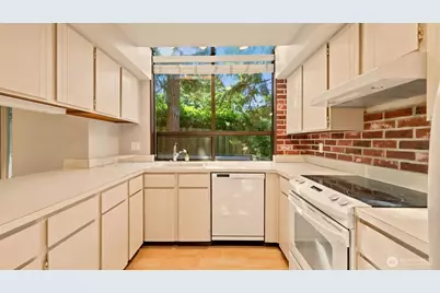 1850 Grant Avenue S #D5, Renton, WA 98055 - Photo 9
