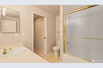 1850 Grant Avenue S #D5, Renton, WA 98055 - Photo 17