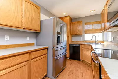 12211 2nd Avenue Ct E, Tacoma, WA 98445 - Photo 13