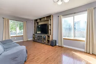 12211 2nd Ave Ct E, Tacoma, WA 98445 - Photo 5