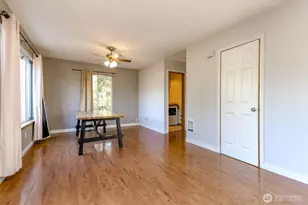 12211 2nd Ave Ct E, Tacoma, WA 98445 - Photo 9