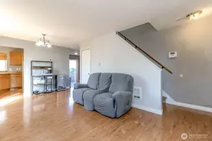 12211 2nd Ave Ct E, Tacoma, WA 98445 - Photo 7