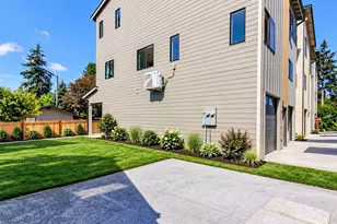 1717 S 17th St, Tacoma, WA 98405 - Photo 33