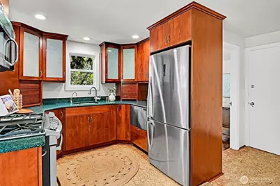4201 51st Avenue S, Seattle, WA 98118 - Photo 11