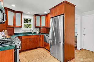 4201 51st Ave S, Seattle, WA 98118 - Photo 11