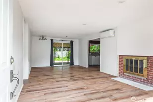16458 NE 17th Pl, Bellevue, WA 98008 - Photo 5