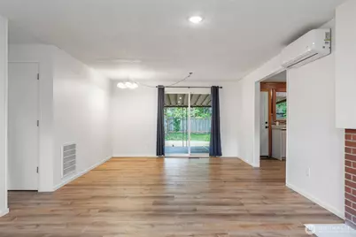 16458 NE 17th Place, Bellevue, WA 98008 - Photo 11