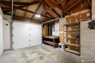 16458 NE 17th Pl, Bellevue, WA 98008 - Photo 35